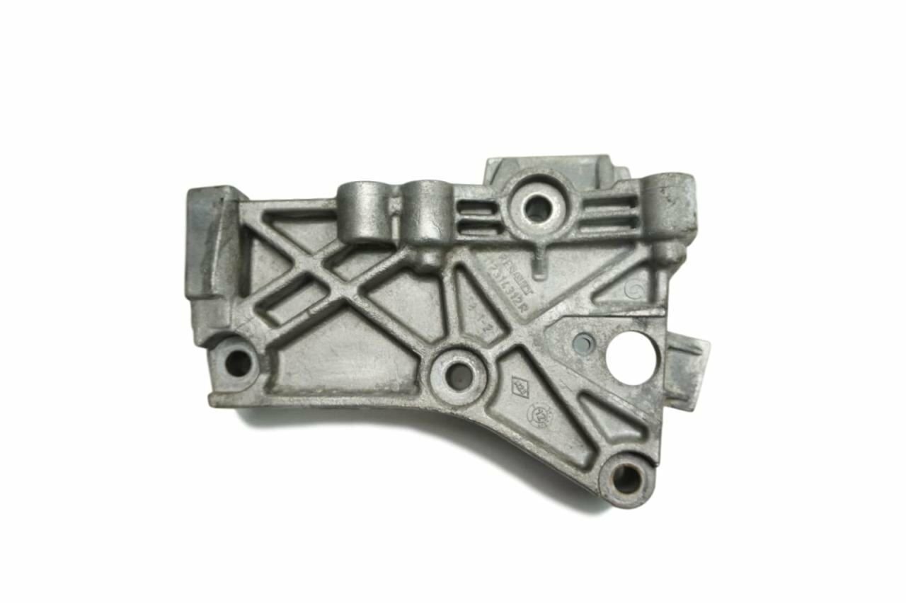 Megane 3-III Flunce Duster 1-I Silindir Kapak Bağlantı Ayağı 1.5 Dci 112314312R-7700871583 -İthal