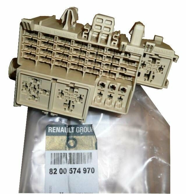 Master 3-III Sigorta Role Kutusu 2.3 Dci M9T (2010-2020) 8200574970 -Renault Mais