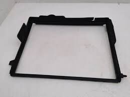 Clio 5-V Radyatör Ön Davlumbazı 2020-> 215599143R -Renault Mais