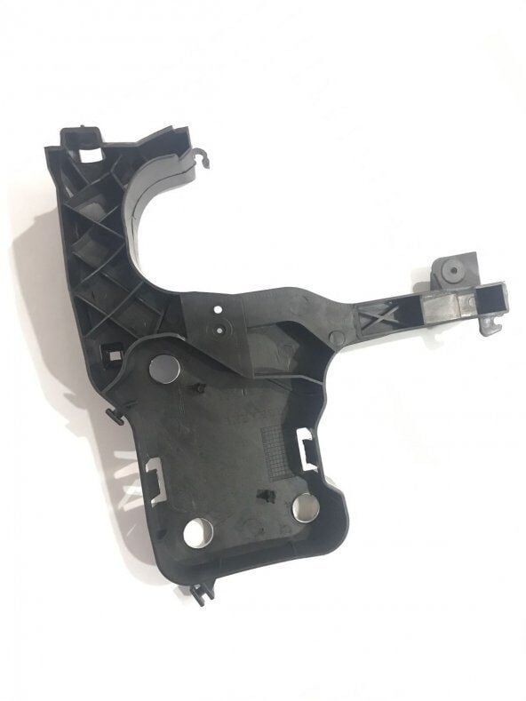 Megane 2-II Sol Far Sacı Plastiği (2003-2010) 8200137495 -Renault Mais