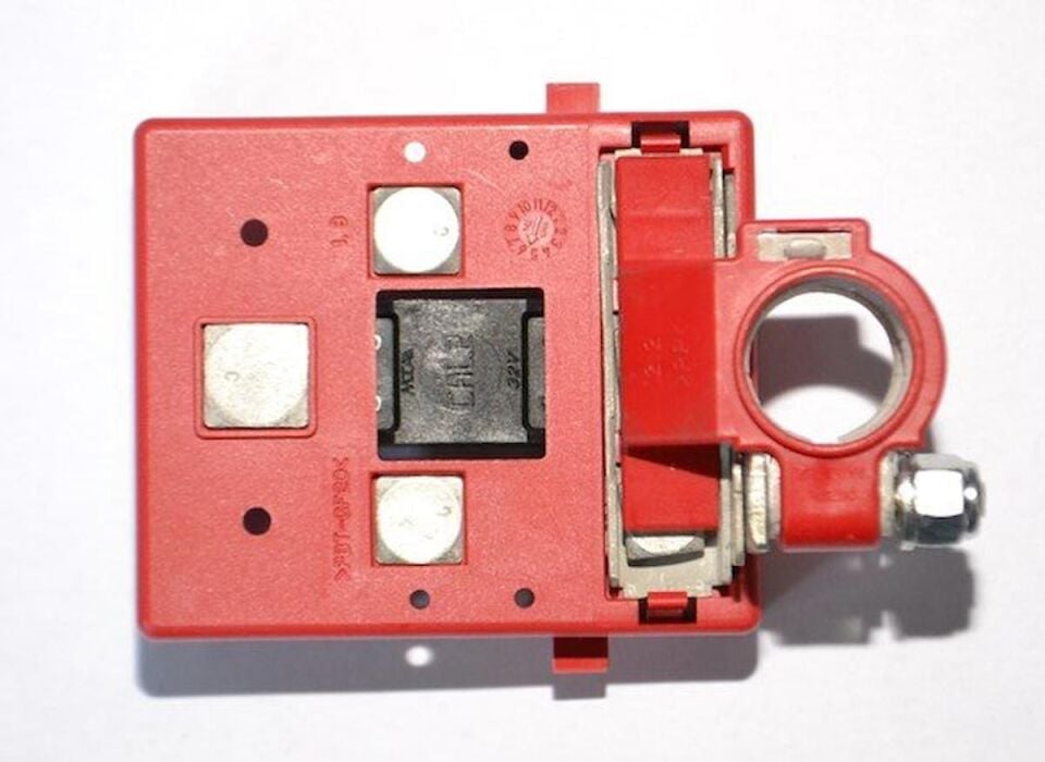 Megane 2-II Akü Sigorta Tablası (Kutup Başı) (2003-2010) 8200381281 -Gua