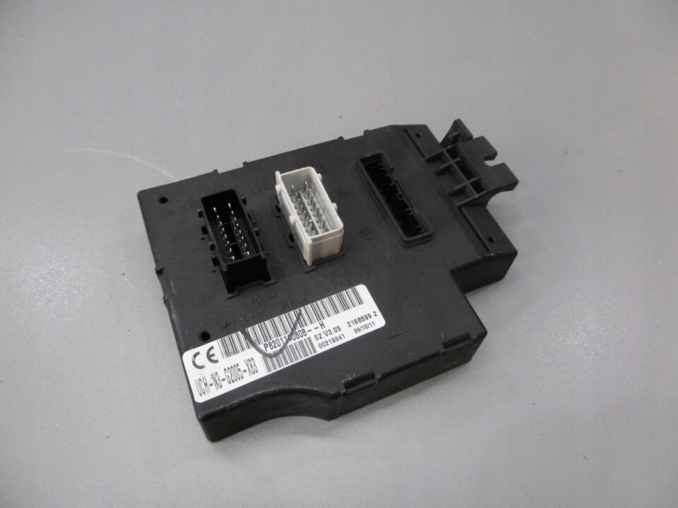 Trafic 2-II UCH Beyni (2002-2012) 8201140808 -Renault Mais