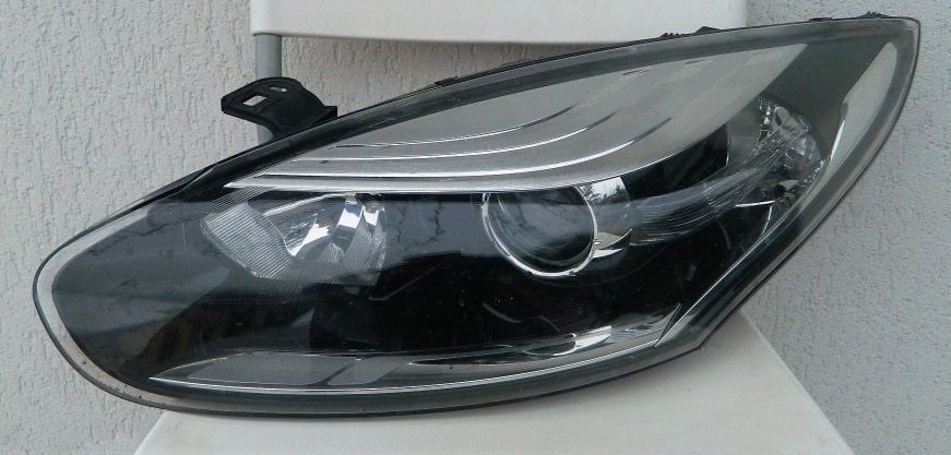 Megane 3-III Sol Far Lambası (2013-2016) 260605817R -Magnetti Marelli