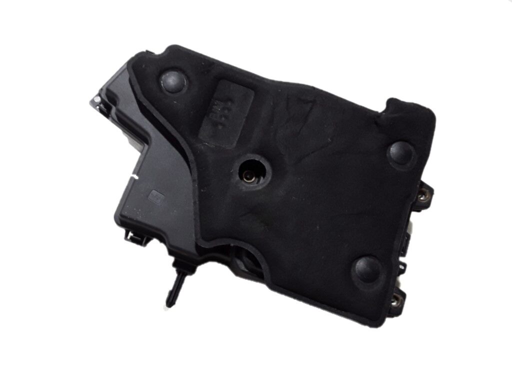 Megane 4-IV UPC Röle Alt Kapağı Adblue Motor 252360399R -Renault Mais