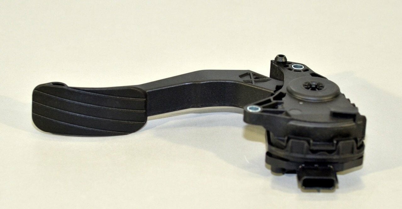 Master 3-III Gaz Pedalı + Kaptör 2.3 Dci M9T (2010-2020) 180107523R -Hella